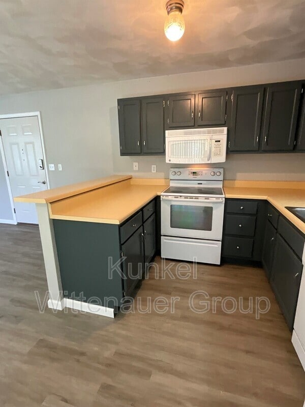 Building Photo - 164 Eagle Ridge