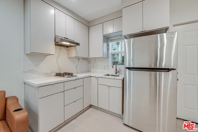 Building Photo - 8710 Chalmers Dr