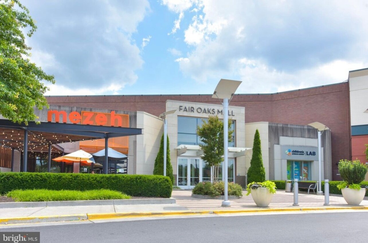 Building Photo - 12158 Penderview Ln