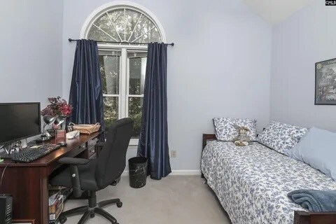 Building Photo - 105 Amick St