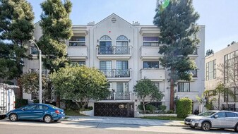 Building Photo - 860 S Lucerne Blvd