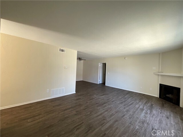 Building Photo - 16841 Lynn Lane