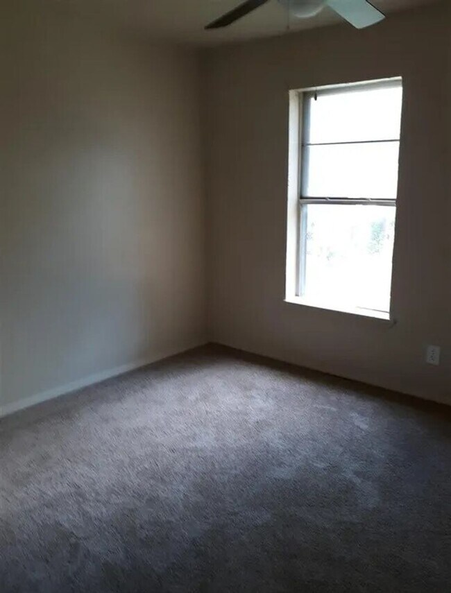 Building Photo - Affordable 2 Bedroom, 1 Bathroom Home only $750!