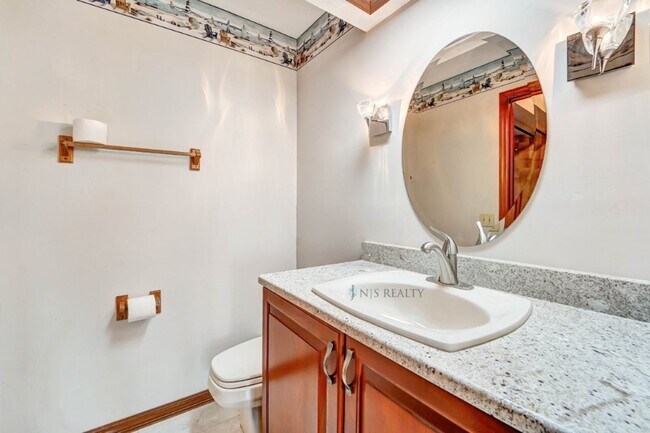 Building Photo - 5060 Porpoise Pl