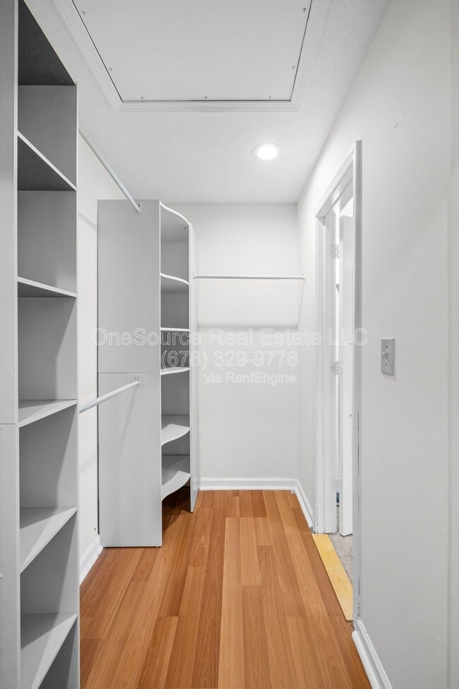 Building Photo - 1809 Augusta Dr