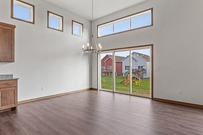 Building Photo - 2714 10th St W