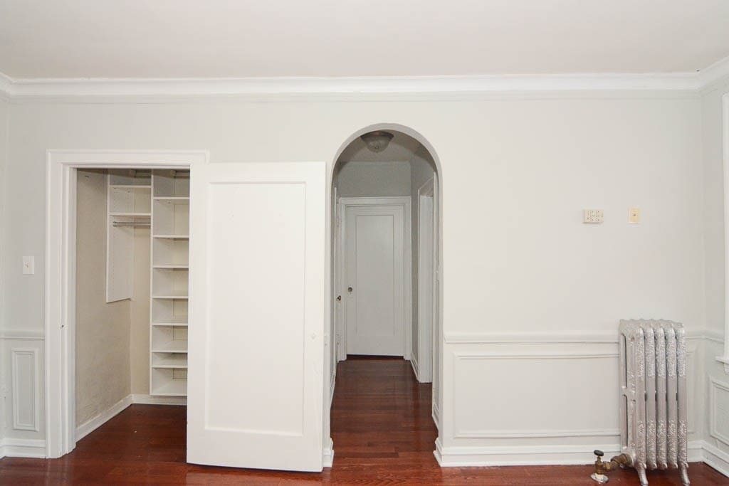 Building Photo - 549.5 W Surf St