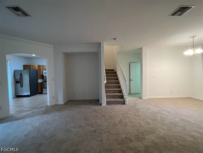 Building Photo - 9634 Roundstone Cir