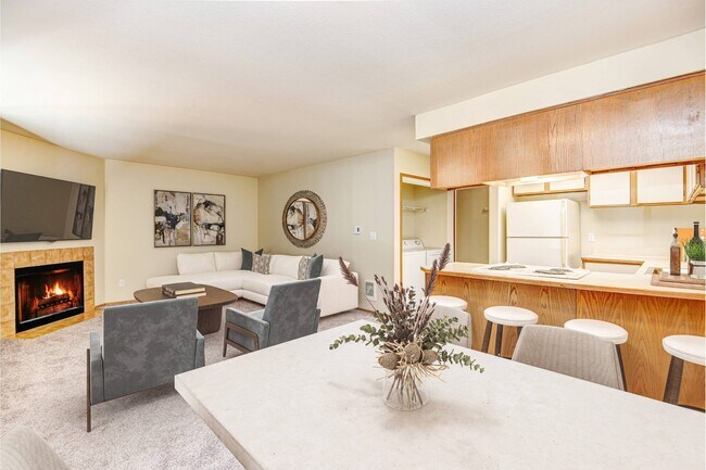 Building Photo - Autumn Village