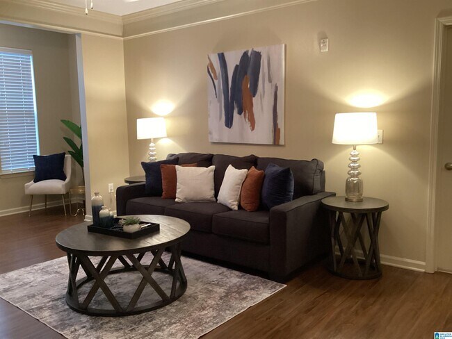 Building Photo - 251 London Pkwy