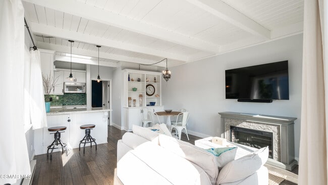 Building Photo - 5510 Driftwood St