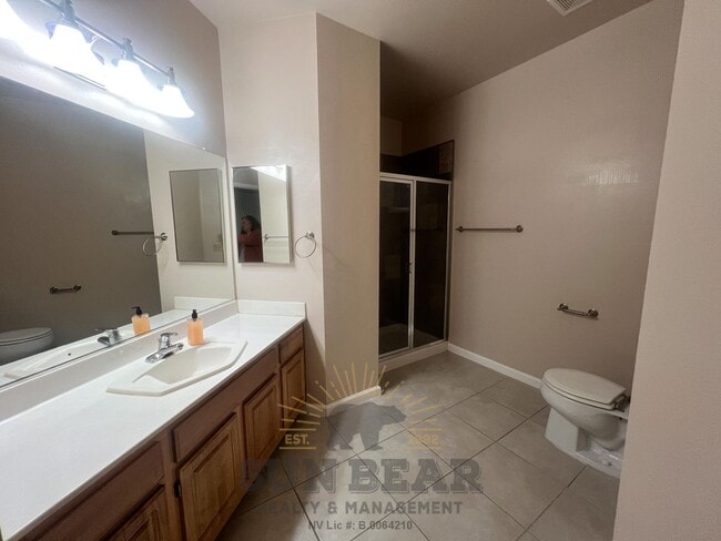 Building Photo - 2 Bedroom at the Reosrt at Tanamera - Reno! - Garage, Pool, Pet Friendly! - Lease Pending