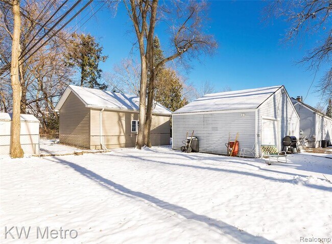 Building Photo - 1216 Cherokee Ave