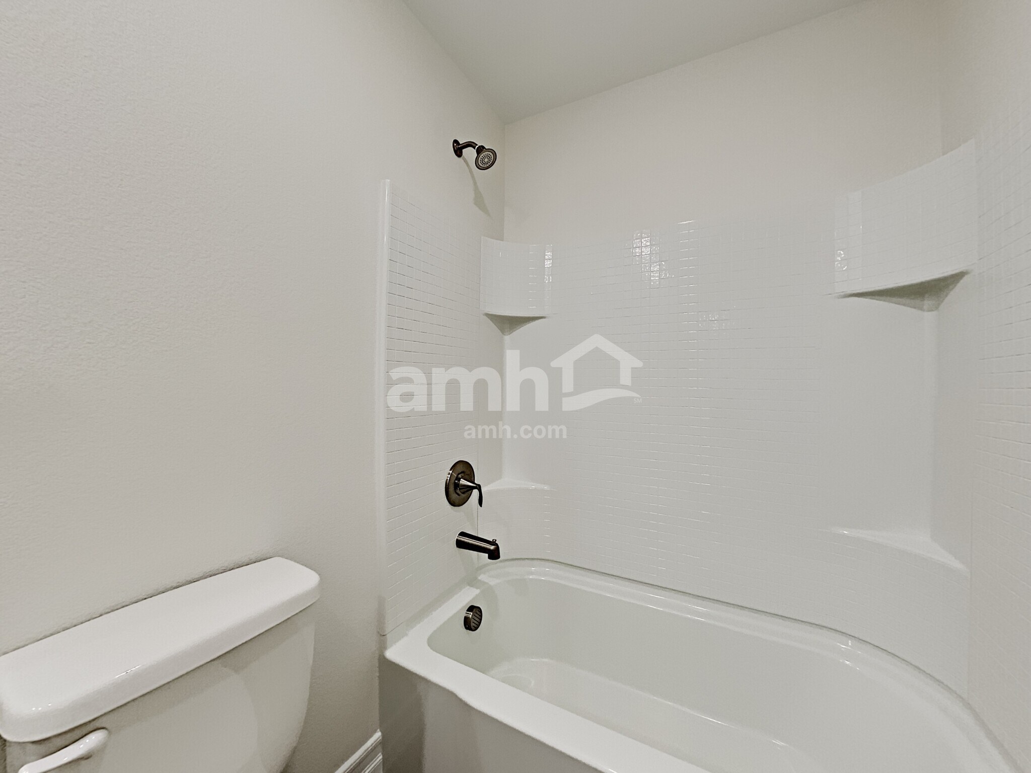 Building Photo - 6138 W Haleh Ave