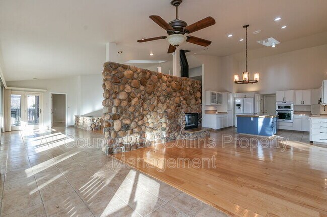 Building Photo - 1913 Wallenberg Dr