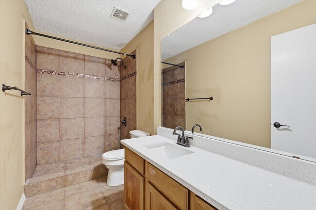 Building Photo - 316 Comiskey Ct