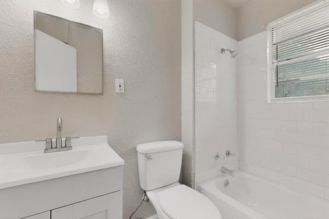 Building Photo - 524 Longridge Dr