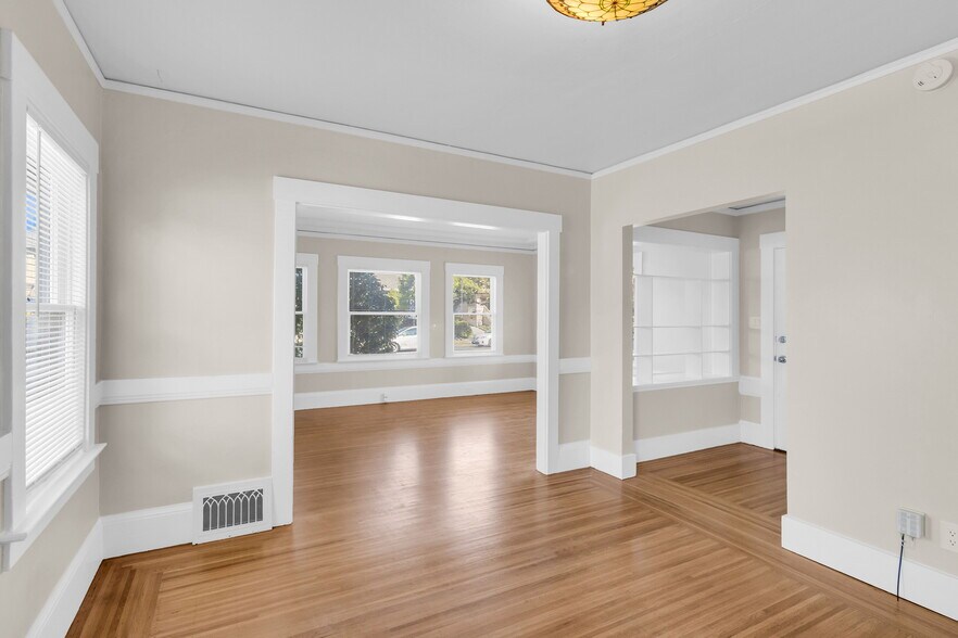 Building Photo - 1322 Marin Ave