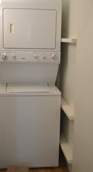 Great laundry room with washer and dryer and room to organize! - 5935 Tangeman Terrace