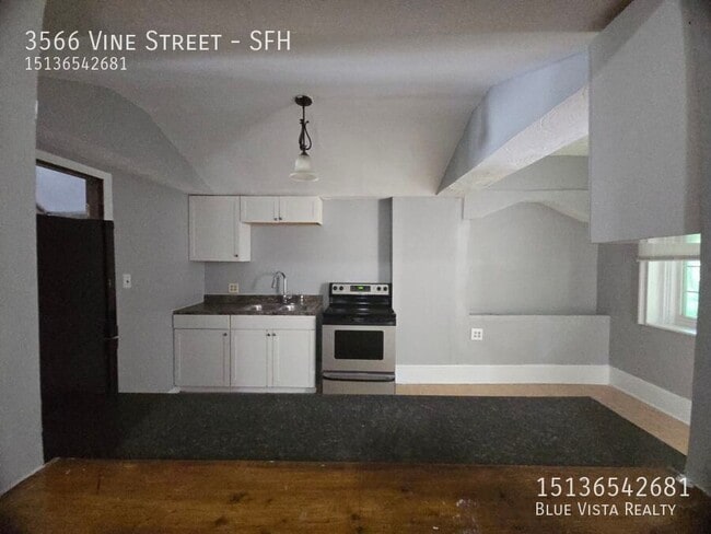 Building Photo - 3566 Vine St