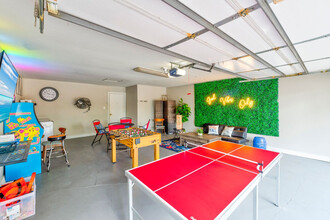 Building Photo - 11906 Blueridge Mountains Dr