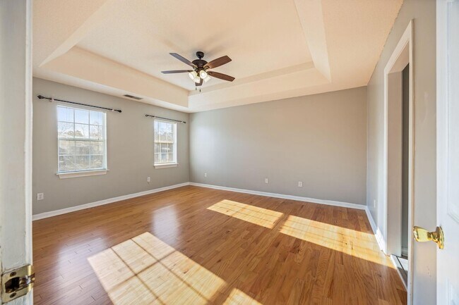 Building Photo - 1114 Rivershyre Dr