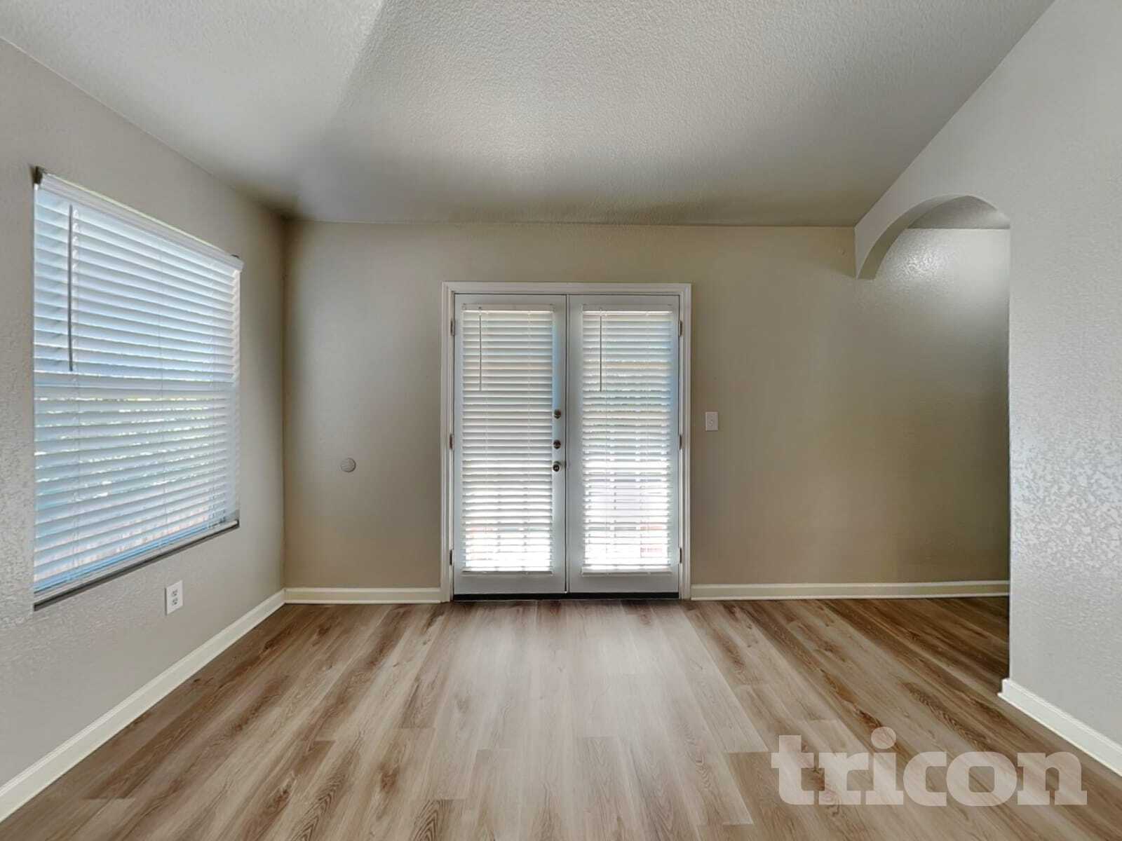 Building Photo - 9822 Vandenberg Way