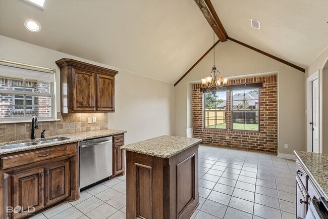 Building Photo - 3925 Le Brooke Ln