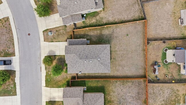 Building Photo - 6418 Dynamic Sound