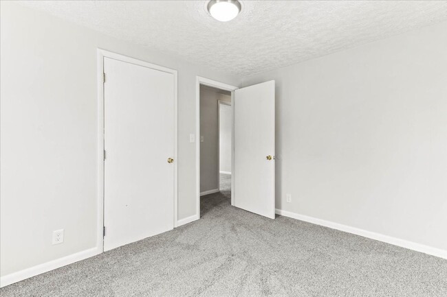 Building Photo - 436 Garfield Ave