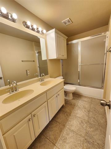 Building Photo - 1037 Paradise Cove