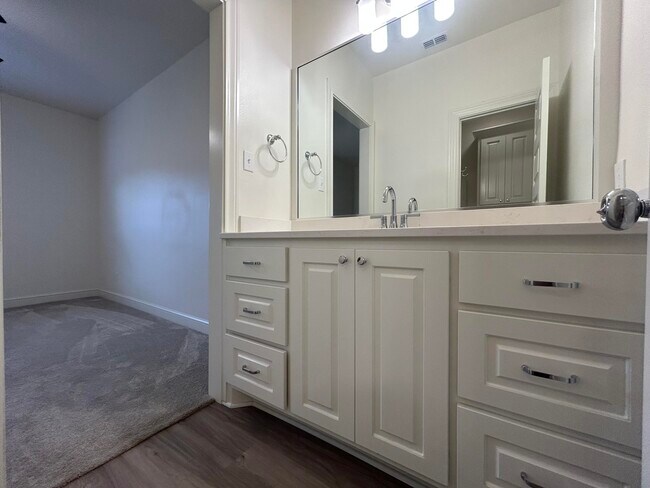 Building Photo - 3708 144th St
