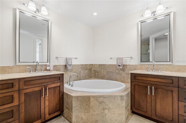 Building Photo - 331 Cleveland St