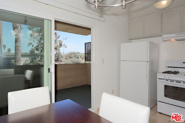 Building Photo - 3600 Bagley Ave