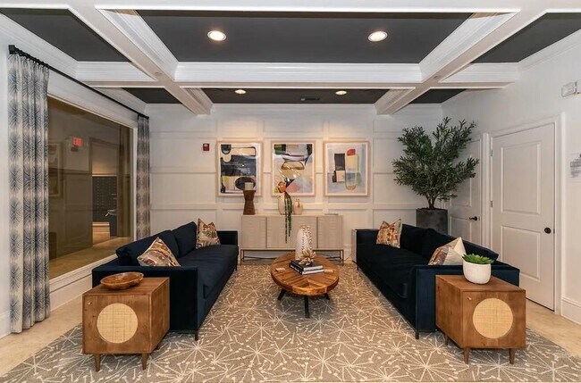 Building Photo - 1000 Ashwood Pkwy