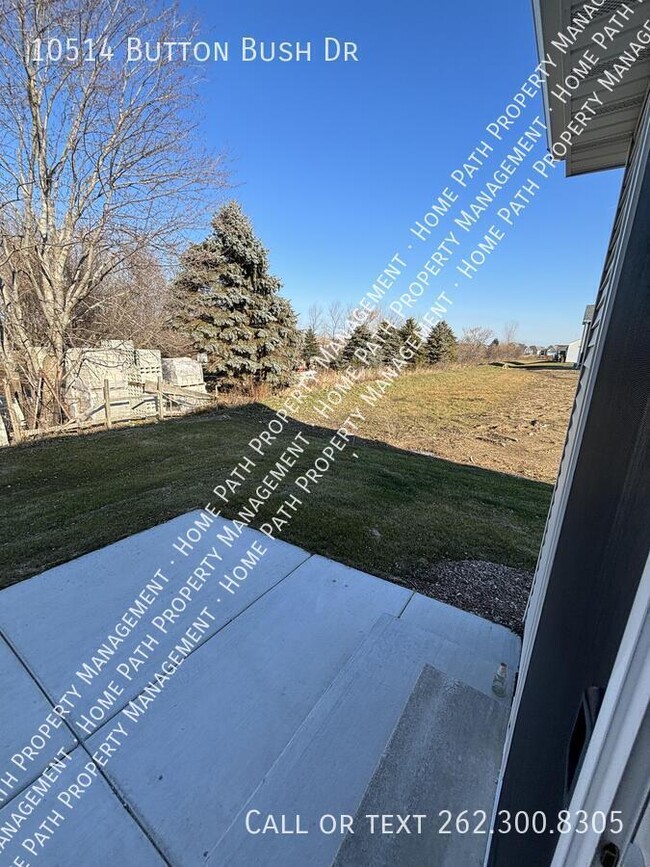 Building Photo - 10514 Button Bush Dr