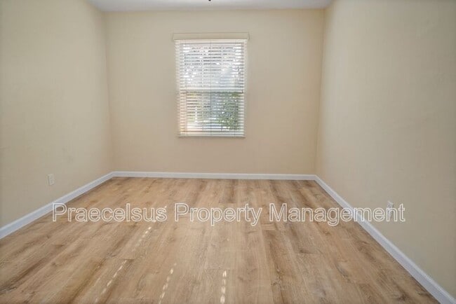 Building Photo - 5183 Marlborough Dr
