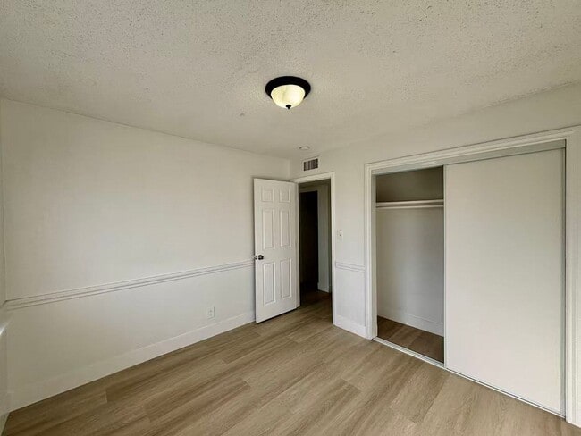 Building Photo - refreshed single-story home