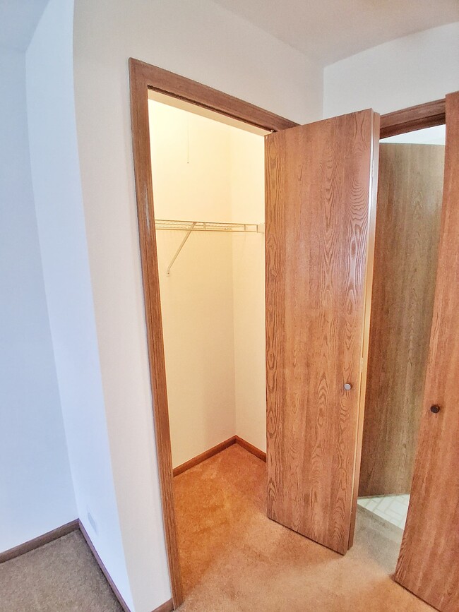 Second Bathroom Second Closet - 224 Charleston Ct