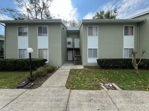 Building Photo - Charming 2-Bedroom Apartment Home in The Fairways – Silver Springs Shores