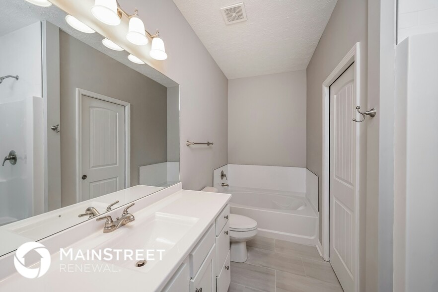 Building Photo - 6103 Port Antonio Rd