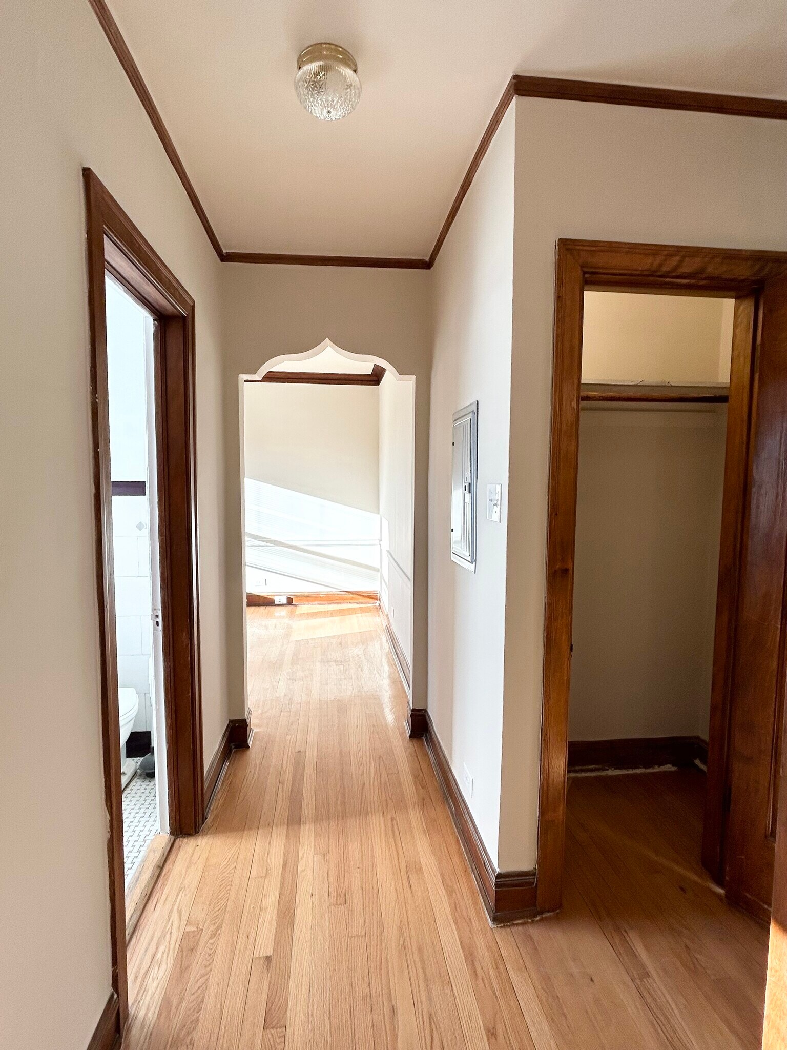 Building Photo - 5234 N Rockwell St