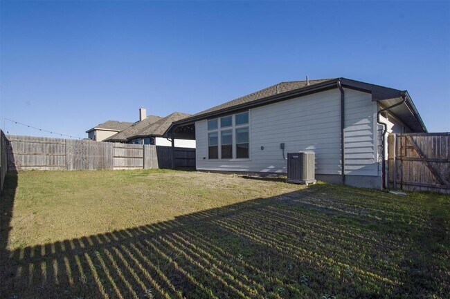 Building Photo - 356 Biscayne Bay Bend