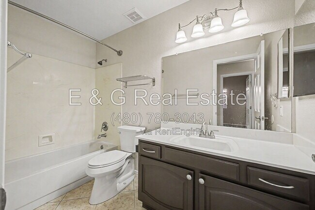 Building Photo - 4106 E Ashurst Dr
