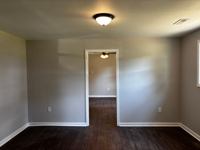 Building Photo - Remodeled Brick Ranch Home