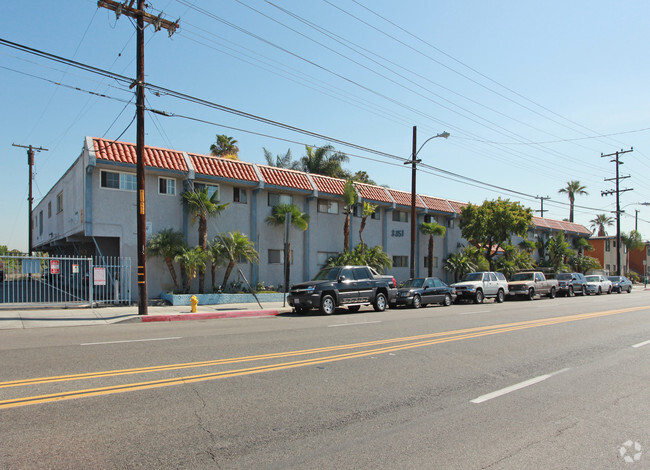 Building Photo - Marine Bay Apartments