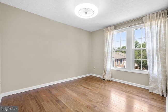 Building Photo - 13250 Custom House Ct
