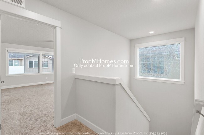 Building Photo - Luxury 5-Bedroom Home in South Cooper Mountain!