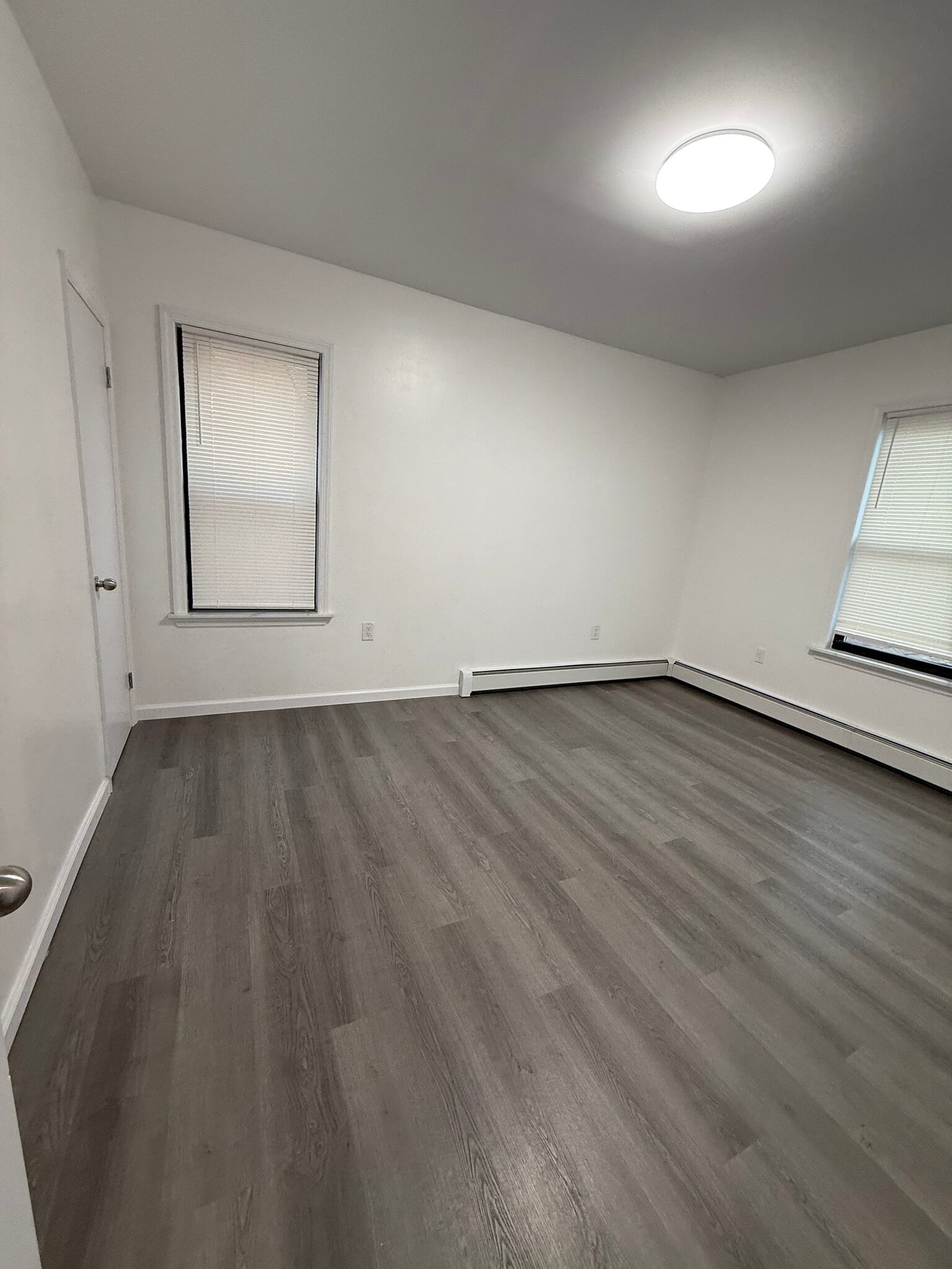 Building Photo - 55 Highlawn Ave
