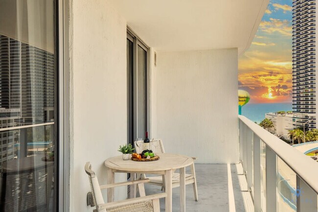 Building Photo - 4010 S Ocean Dr